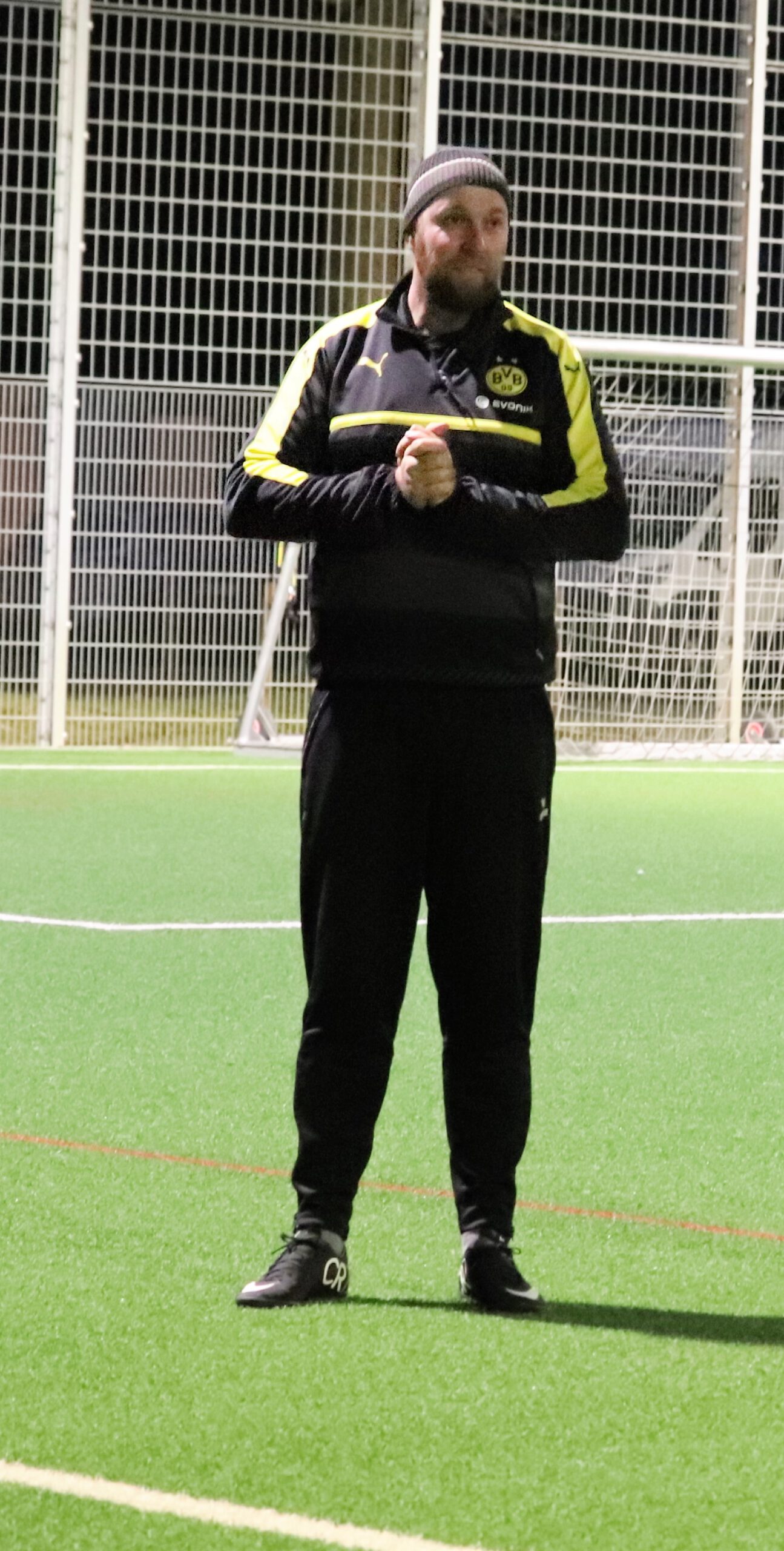 Falke-Männer-Trainer im Sportbuzzer-Interview